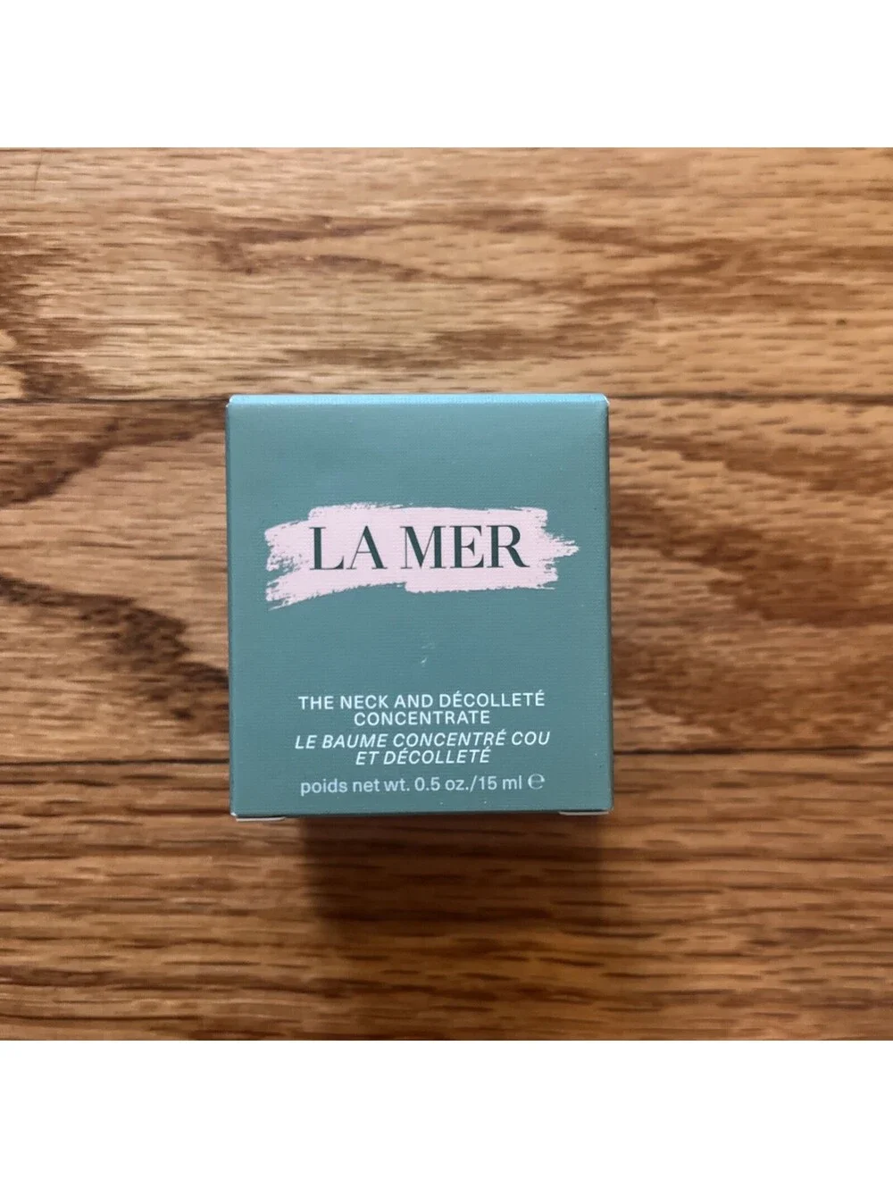 BNIB Auth LA MER The Neck And Decollete Concentrate Travel Size 0.5 oz/15ml